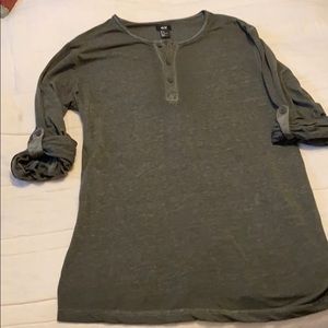 H&M men’s long sleeved Henley